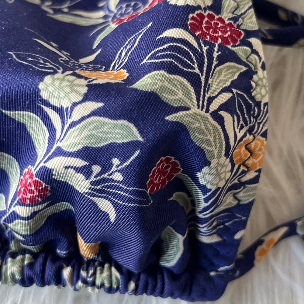 Faherty Bikini - Picture 6 of 7